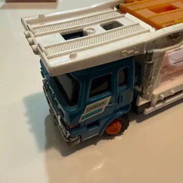 토미카 뉴 오토 트랜스포트 이스즈 커리어카 1977 작동 미확인