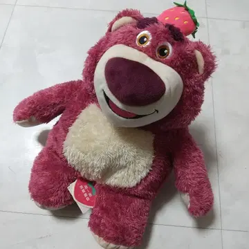 새상품 miniso 토이스토리 랏소 딸기 봉제 인형