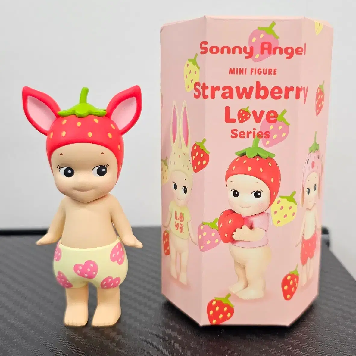 Last Discount) Sony Angel Strawberry Love Series 3 sealed items