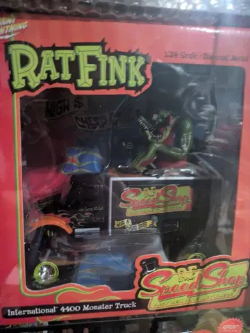 RAT FINK 몬스터 트럭 랫핑크 피규어 1/24