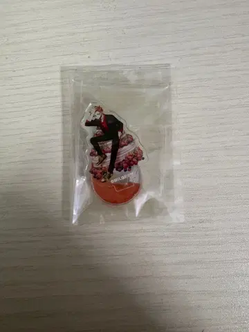 밀그램 후타 아크릴 스탠드