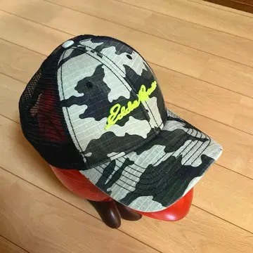 에디 바우어 카모 패턴 자수 로고 캡