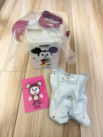 미사용 새상품 Mickey Meets Pixar 팝마트 로쏘
