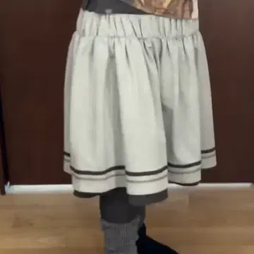 coyseio blythe shirring skirt 코이세이오 브라이스 | 미디 스커트