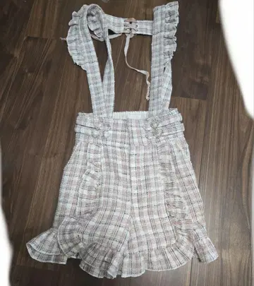 리즈리사 서스펜더 부착 프릴 숏팬츠 펄 트위드