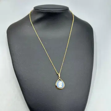 248WBDGWOOD 골드 카메오 펜던트 목걸이