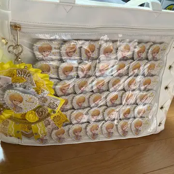 루토 이타백 A4 캔뱃지 커버 포함