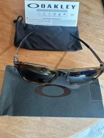 오클리 휠하우스 oakley wheelhouse 편광 렌즈