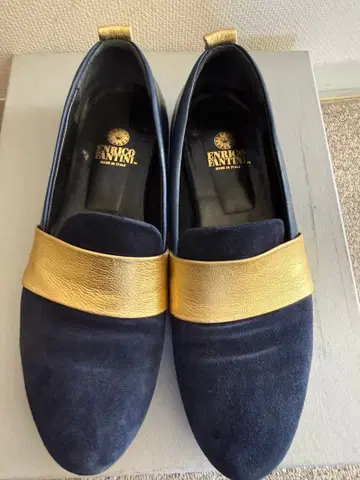 ENRICO FANTINI 네이비 골드 로퍼