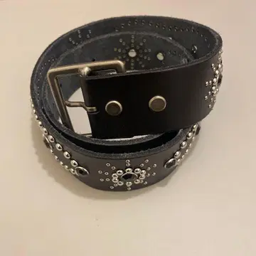 H.T.C. 스터드 벨트