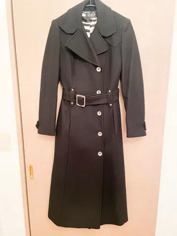 D&G 벨트 포함 블랙 롱 코트 24/38