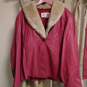 천연 가죽 퍼 옷깃 핑크 자켓 & 스커트