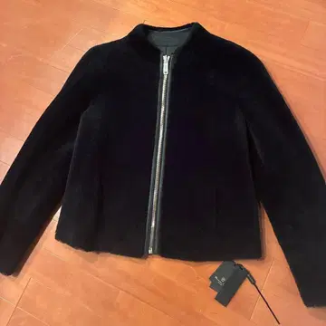 새상품급 Massimo Dutti 마시모 두띠 리얼 무스탕 가죽 정품