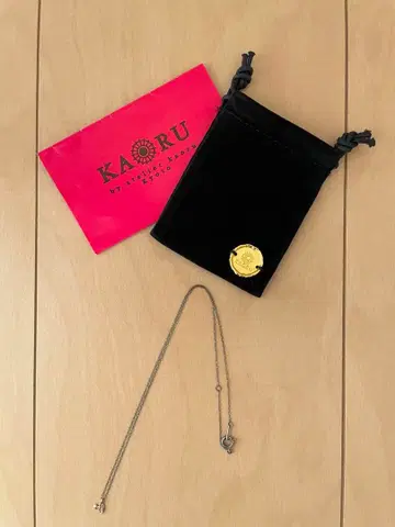 KAORU 실버 하트형 목걸이