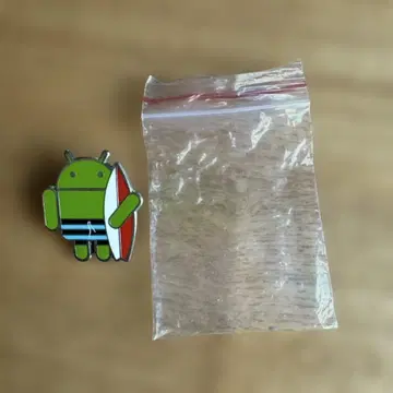 안드로이드 로이드 서핑보드 핀 배지