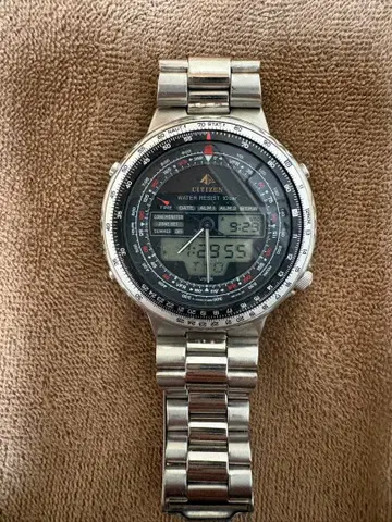 파이롯트 밀리터리 초레어 시계