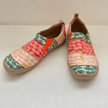 [ 컨디션 최상 ] uni 유인 슬립온 스니커즈 아트 리프