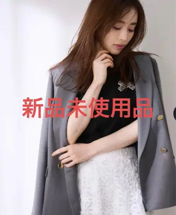 [ 새상품 ] 아푸와이저 리셰 엠블럼 브로치 부착 라이트 테일러드 자켓