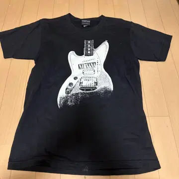 레어! 닐바나 NIRVANA 커트 코베인 펜더 기타 티셔츠