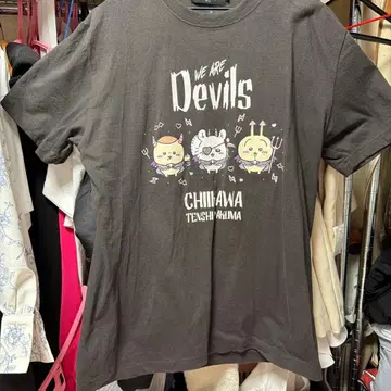치이카와 We Are Devils 티셔츠 M 사이즈