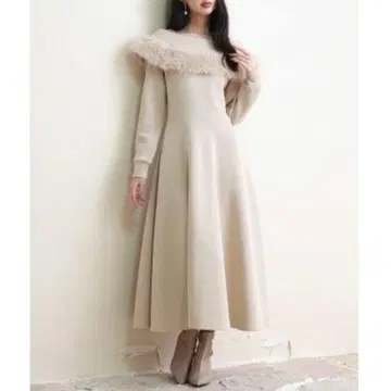 세존드파피용 SAISON DE PAPILLON 퍼 달린 케이프풍 롱-