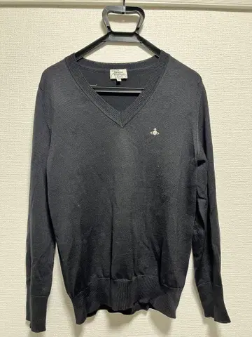 비비안 웨스트우드 니트 스웨터