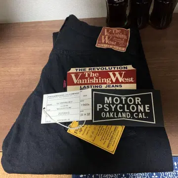 프리휠러스 블랙 데님