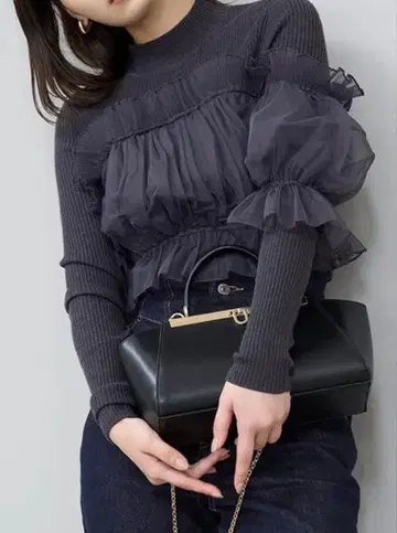 [새상품급] 스나이델 튤 오프숄더 도킹 니트 풀오버