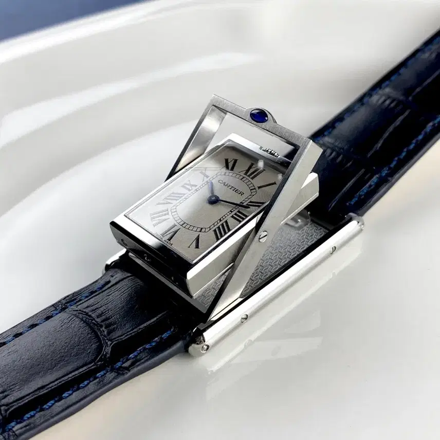 까르띠에 RM님 CARTIER TANK BASCULANTE MECANIQUE 사진 2