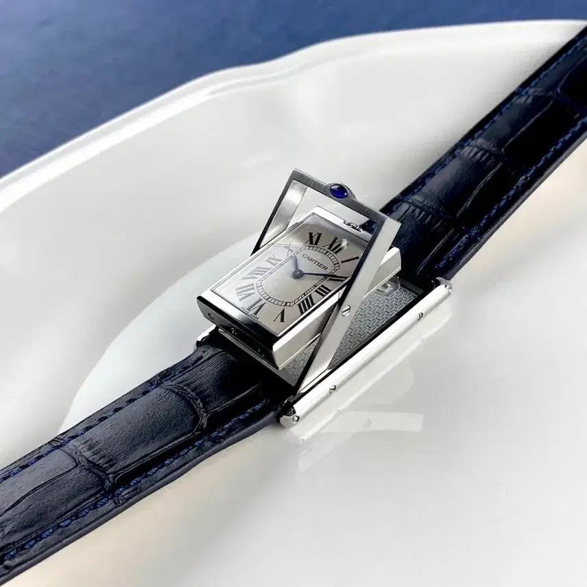 까르띠에 RM님 CARTIER TANK BASCULANTE MECANIQUE 사진 3