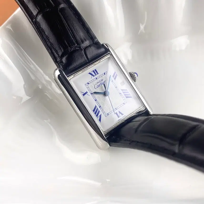 까르띠에 CARTIER must tank GM unisex 사진 1