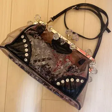 반짝이는 비쥬 샹들리에 백 해골 무늬 중간 봉투 포함