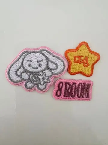 ATEEZ 8ROOM 팝업 랜덤 와펜 성화 에이티즈