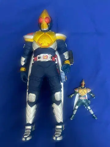 가면라이더 블레이드 피규어 대소 2체