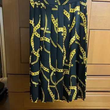 베르사체 스커트 36