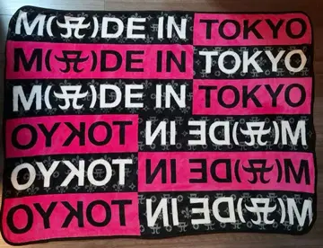 하마사키 아유미 핑크 담요 MADE IN TOKYO 카우 네이비 굿즈