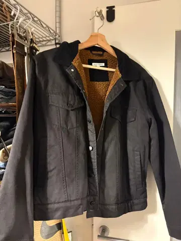 BANKS JOURNAL 자켓 벡터 BANKS JOURNAL