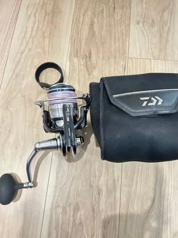 다이와 20 셀테이트 8000-H 스피닝 릴