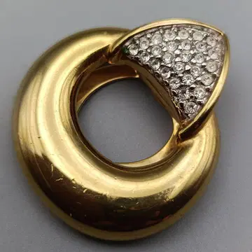 Lailian 금채 스카프링 ~조용히 반짝이는 우아함의 고리~