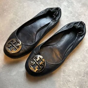 토리버치 네이비 컬러 가죽 플랫슈즈 발레 슈즈