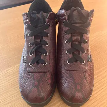 가격 인하! 루코라인 agile 스네이크 스킨풍 통굽 하이컷 스니커즈