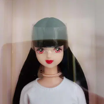 리카짱 캐슬 뷰티 컬렉션 타마키 블랙 헤어 눈가 티크