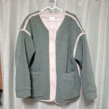 LOWRYS FARM 노카라 보아 코트 하이핑 모스그린