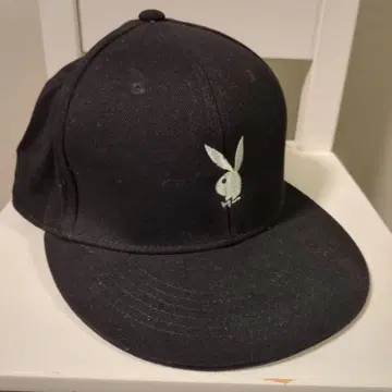 Playboy CRIMIE 콜라보 블랙 야구 모자 새상품 레어