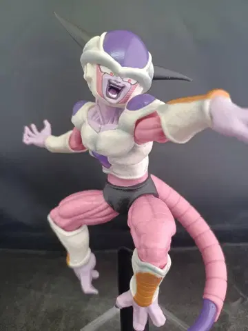 프리저 드래곤볼 풀 스크래치 피규어 아크릴 받침대 포함