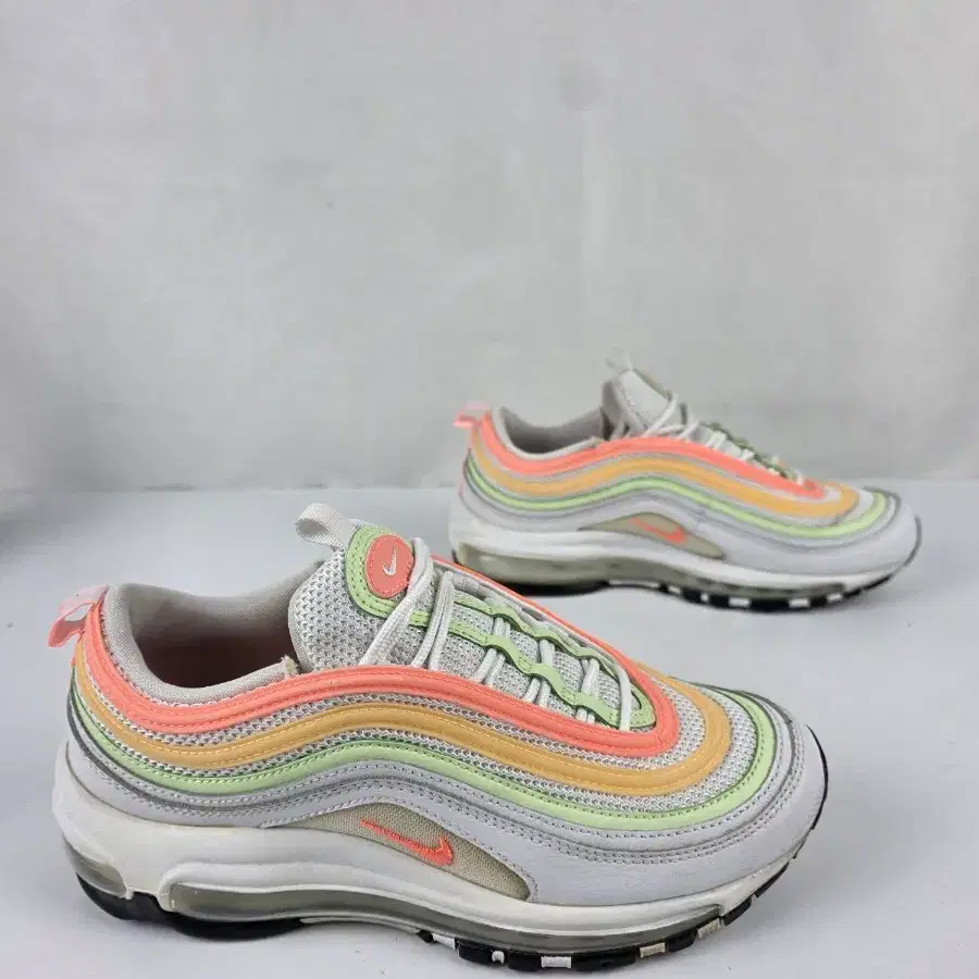 white atomic pink air max 97