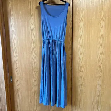 슬리브리스 롱 원피스 블루 F 제라르 피케