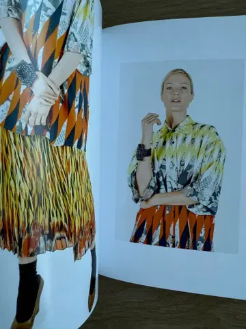 드리스반노튼 WOMEN 17-18AW 100회 기념 룩북