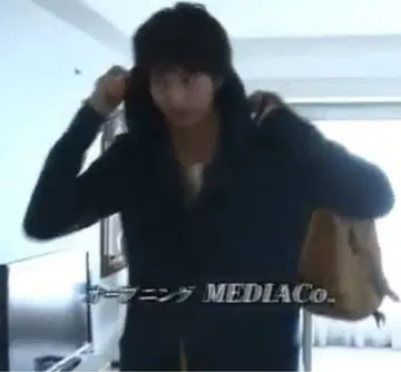 카즈유키 쿠마가이 ATTACHMENT 후디드 코트 3