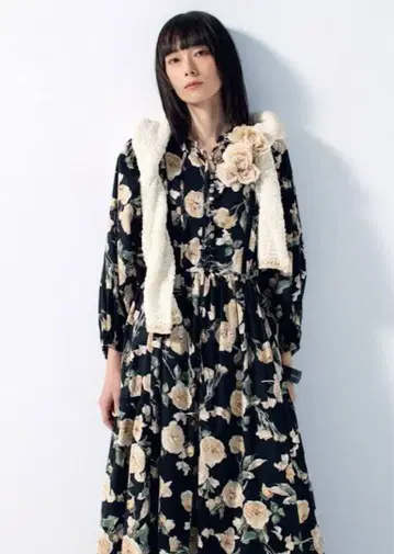 잉게보그 INGEBORG 프렌치 피오니pt 원피스